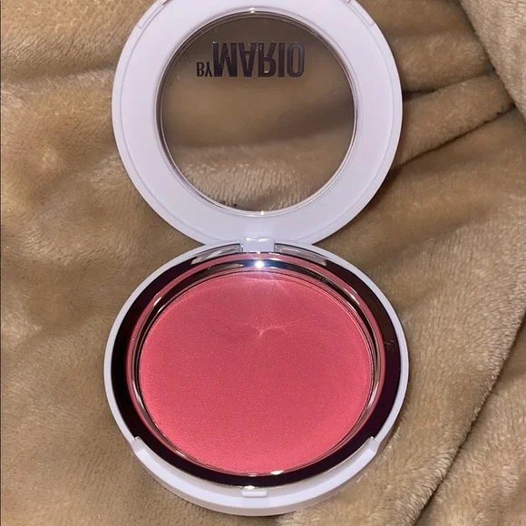 Makeup By Mario Pink Blush Compact - Picture 2 of 3